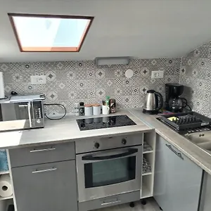 Anica Whit Parking Apartman Rovinj