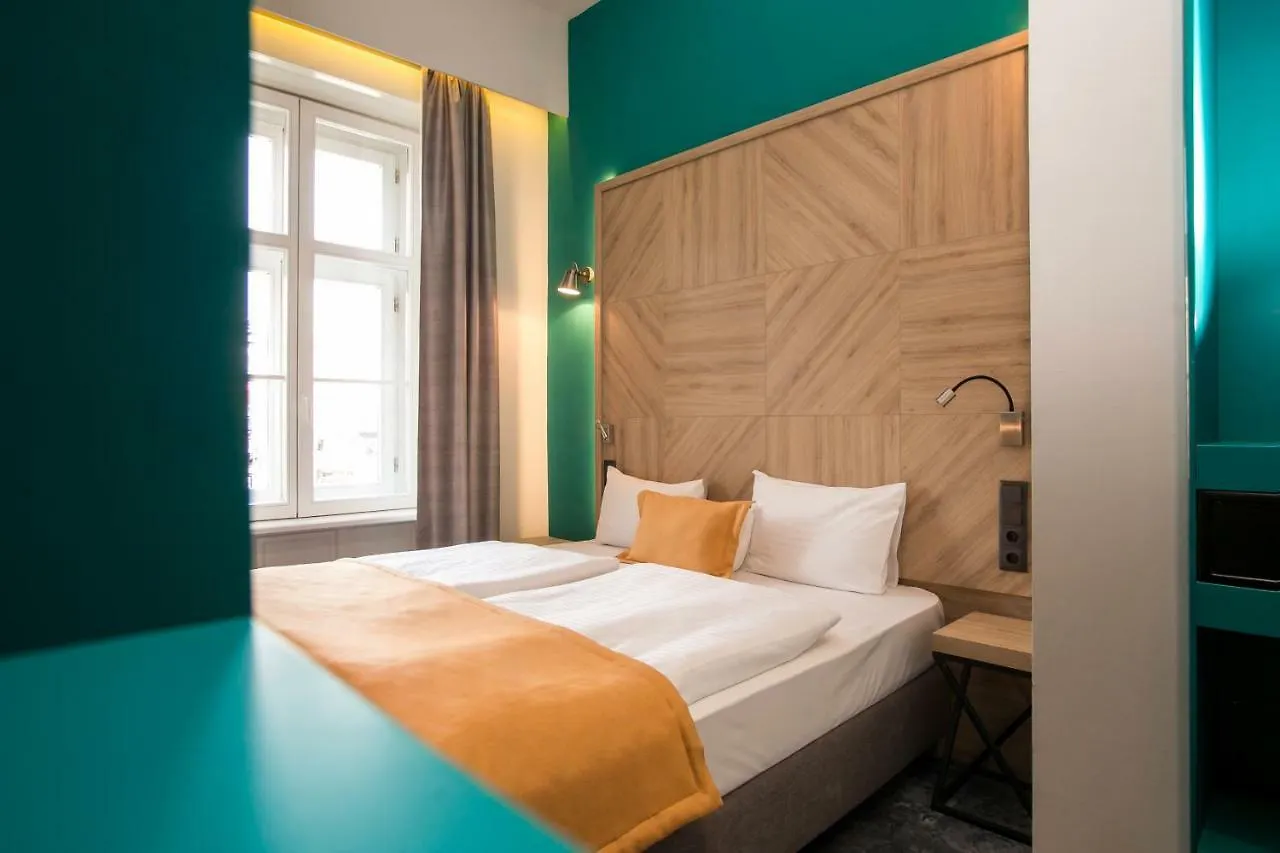 ***  T62 Hotel Budapest Ungarn